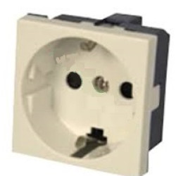 Розетка с з/к, со шторками глянцевая поверхность (бежевый) LK45, арт.851101