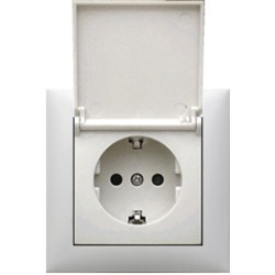 Розетка с з/к, шторками и крышкой (белый) LK45 Мозаик, арт.851504