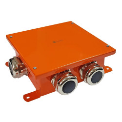 SMB165 Коробка металлическая, огнестойкая E-110,о/п 164х164х65, 1 метал. гермоввод 18-25мм +5 метал. заглушек, IP66, 3P, (0,15-2,5 мм²), цвет оранжевый Экопласт