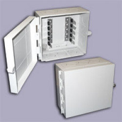 MFX-4CI-450-K Шкаф настенный с дверцей для 1-5 плинтов (10-50пар)KRONE с ключом(190х205х115мм)