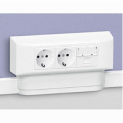 Суппорт Legrand DLPlus, боковой для мини-канала, глубина: 16, h=60, модулей: 6, цвет: белый, стандарт Mosaic, арт. 031614 Суппорт Legrand DLPlus, боковой для мини-канала, глубина: 16, h=60, модулей: 6, цвет: белый, стандарт Mosaic, арт. 031614