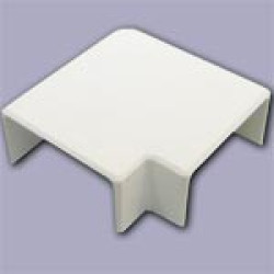 10043ABR Плоский угол для миниканала 32х16