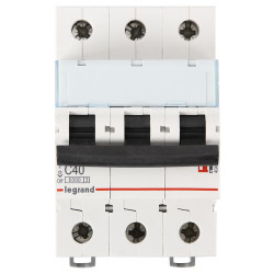 LEGRAND 409258 Автоматический выключатель, серия DX3, С40A, 15кА, 3-полюсный