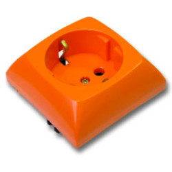 47131 SLR Розетка 2к+з 220V (оранжевый) Серия 47